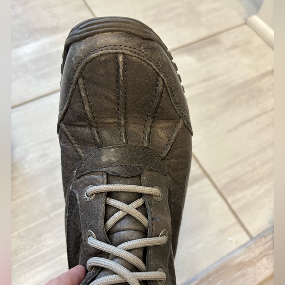 Tall Ugg grey boots (7.5) - Picture 6 of 9